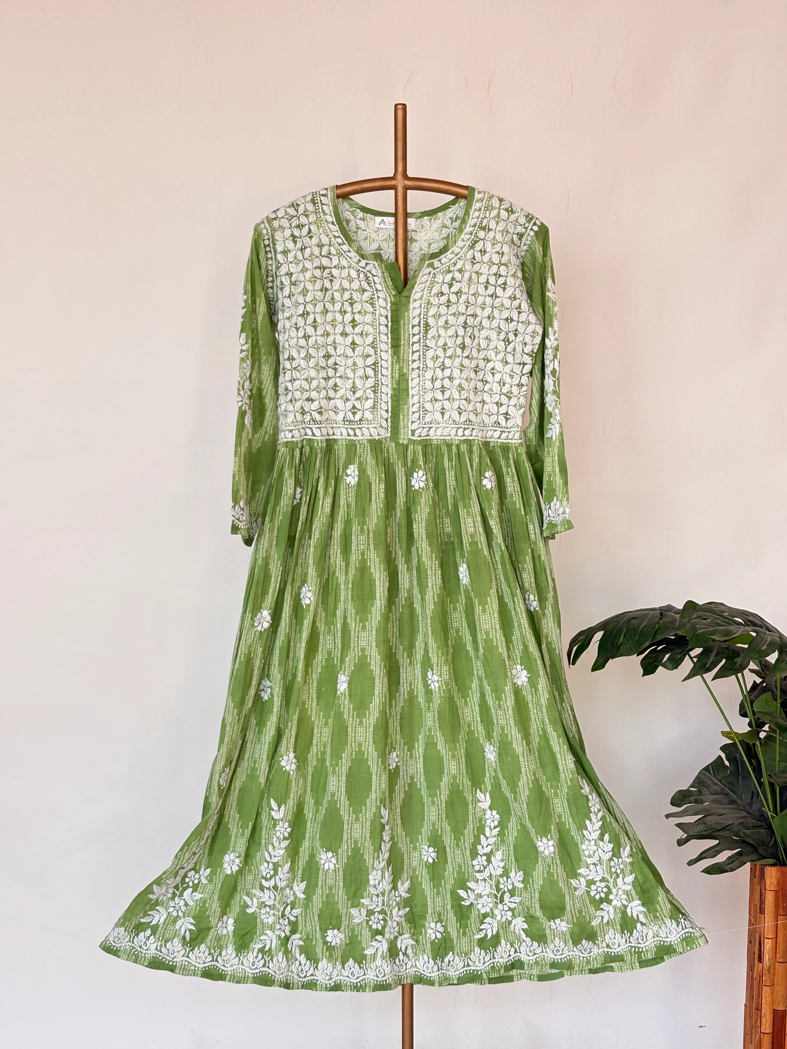 Green Mulmul Chikankari Anarkali Kurta - Image 4