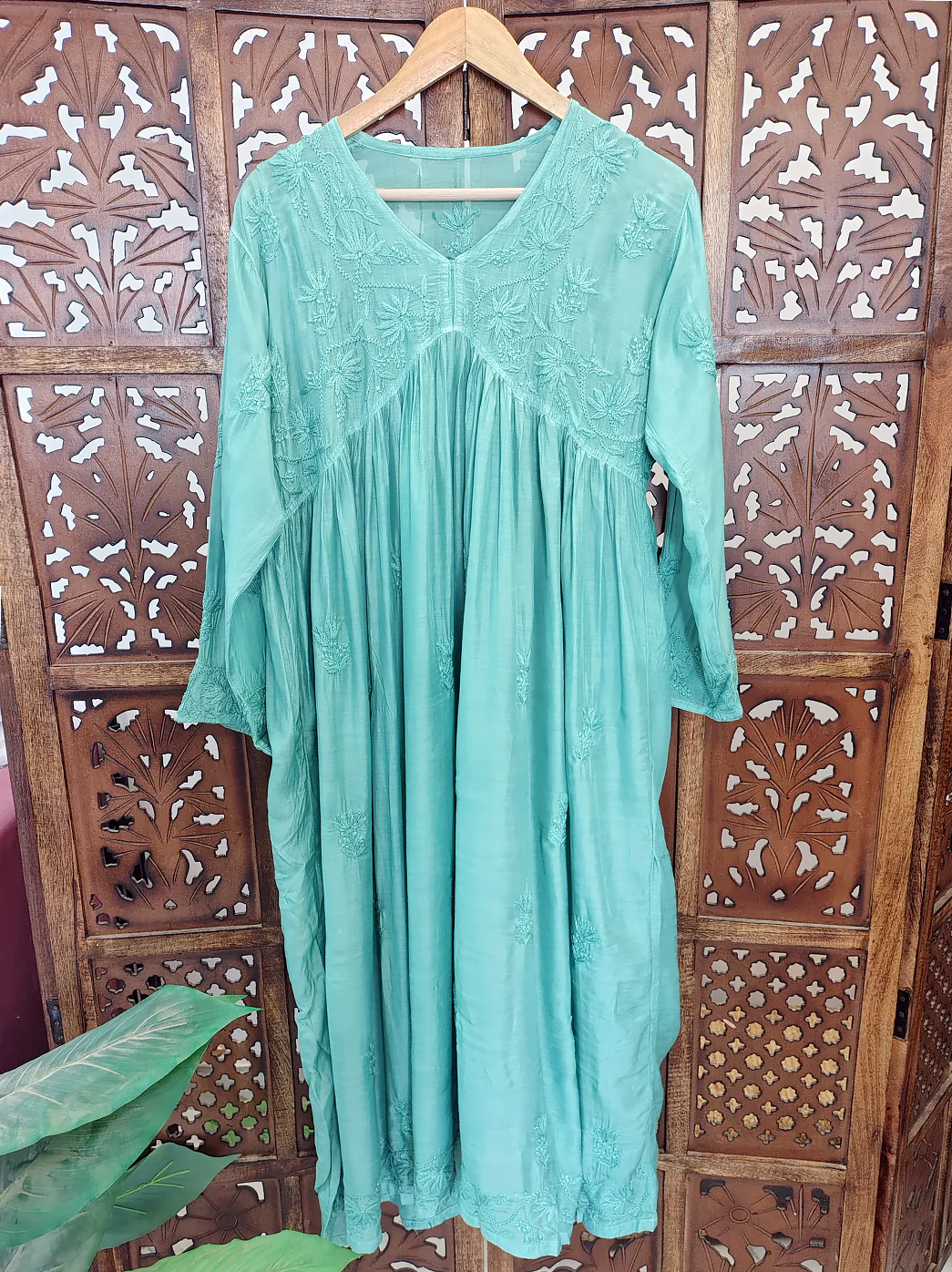 Green Muslin Chikankari Anarkali - Image 2