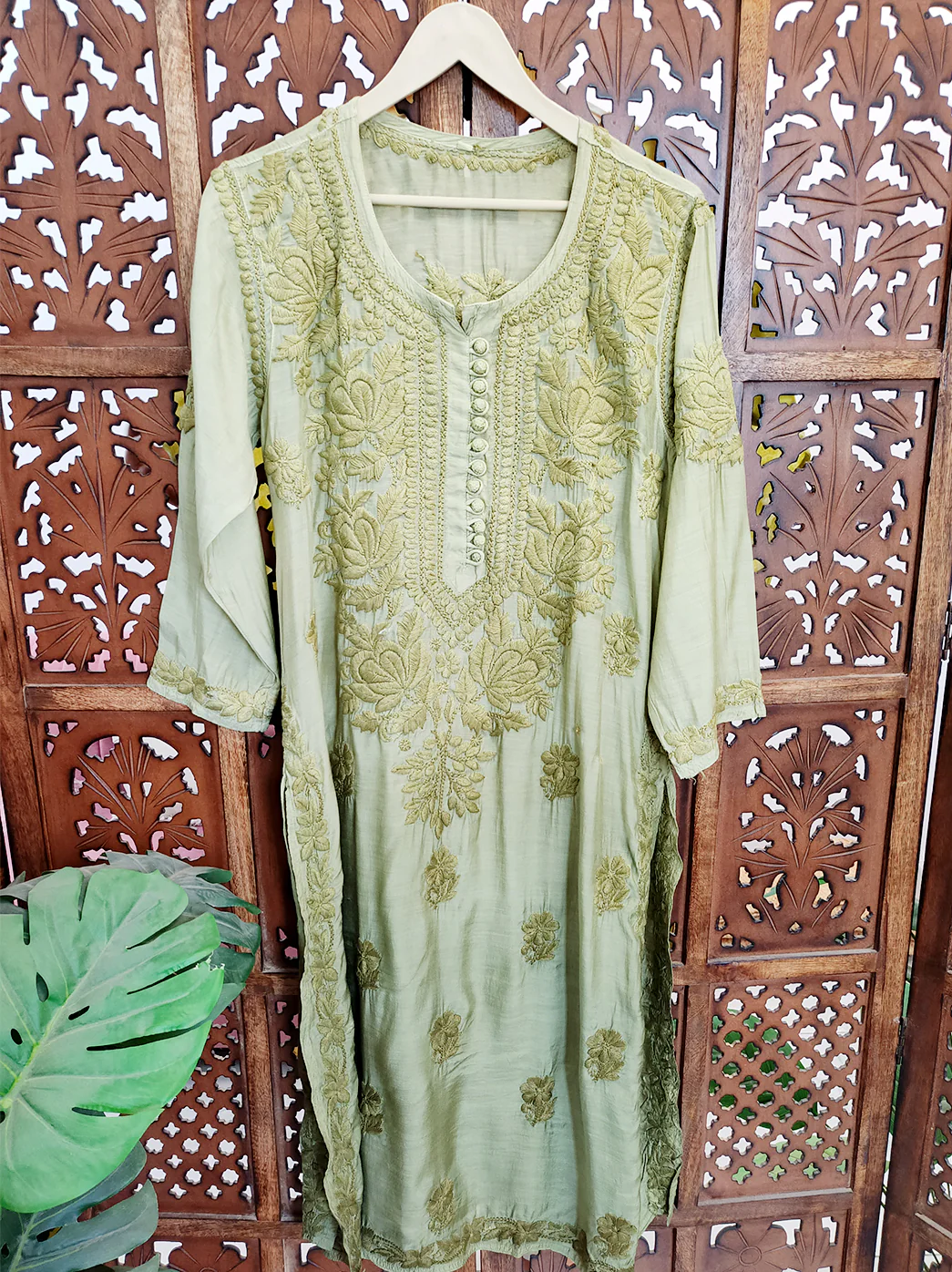 Green Muslin Chikankari Straight Kurti - Image 2