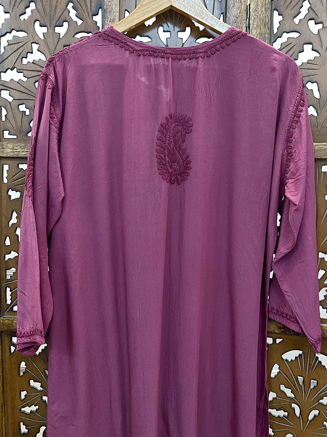 Mauve Modal Chikankari Straight Kurti - Image 4