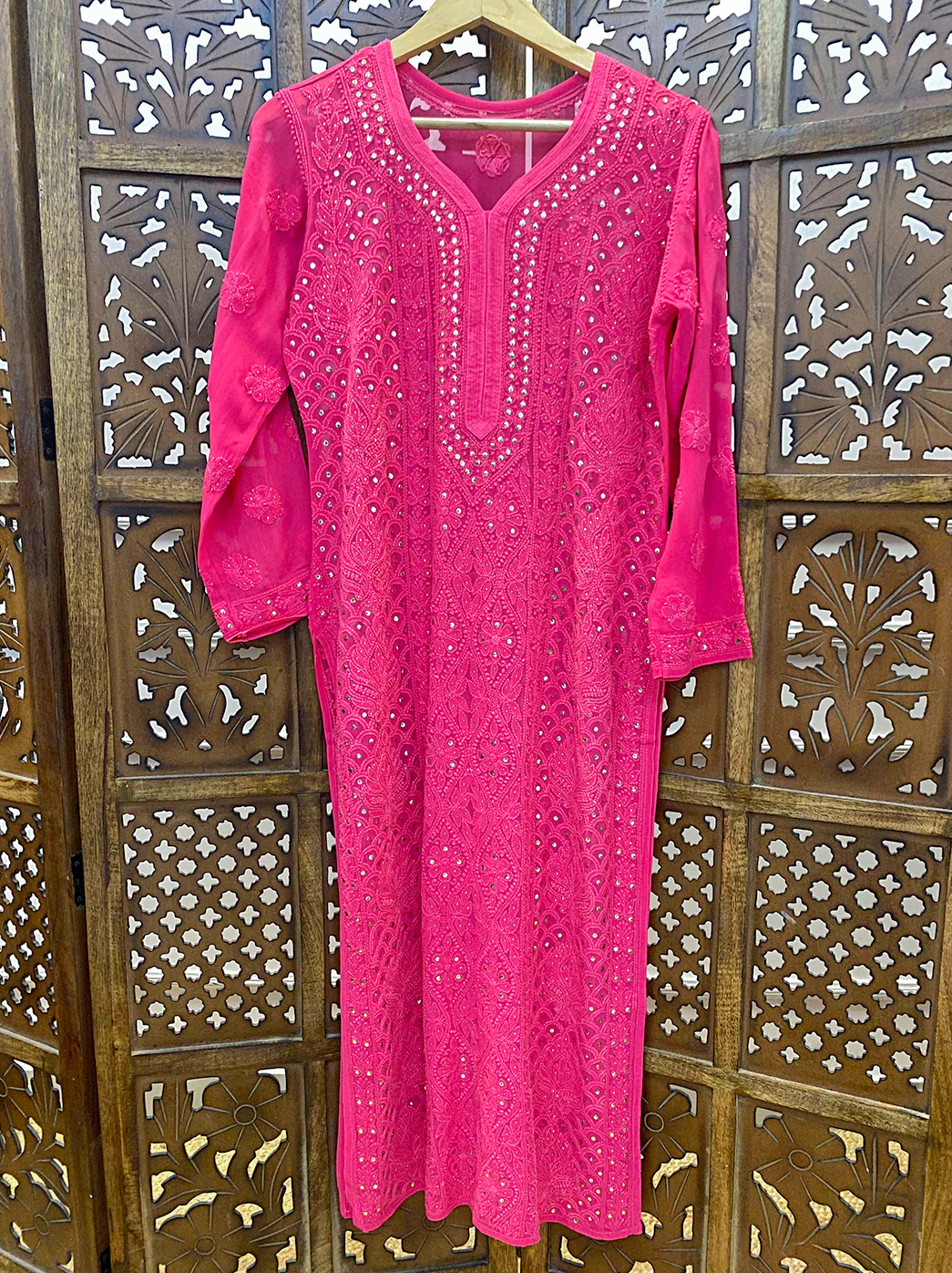 Pink Viscose Chikankari Straight Kurti - Image 2