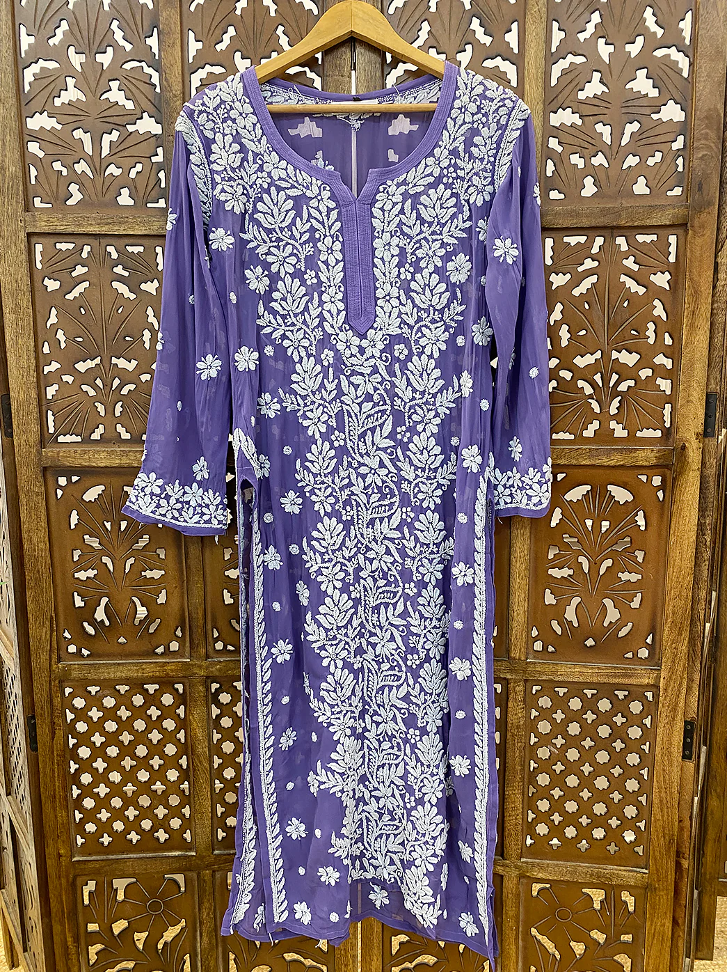 Purple Viscose Chikankari Straight Kurta - Image 2