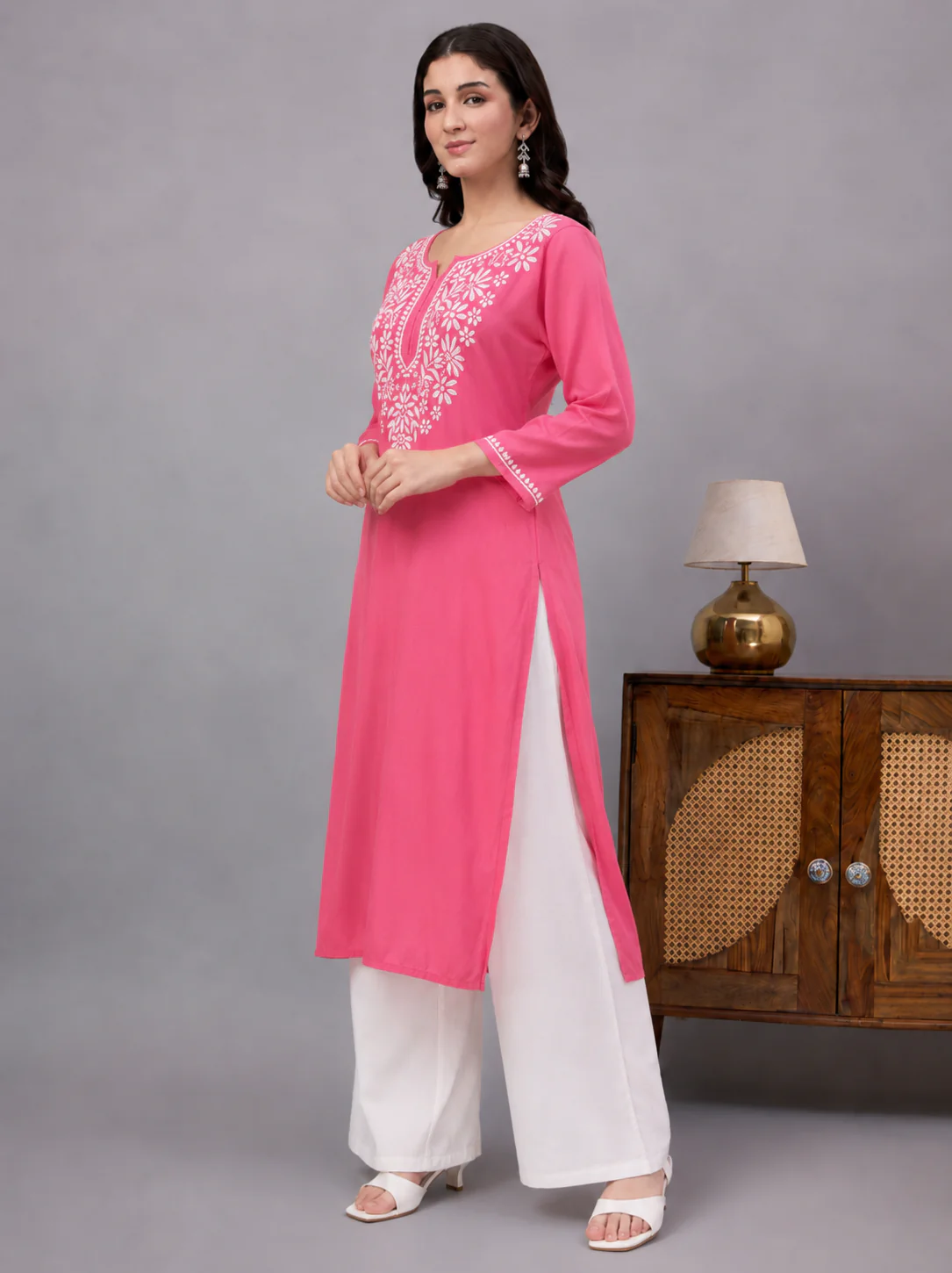 Ranya Rayon Chikankari Straight Kurti - Pink - Image 2