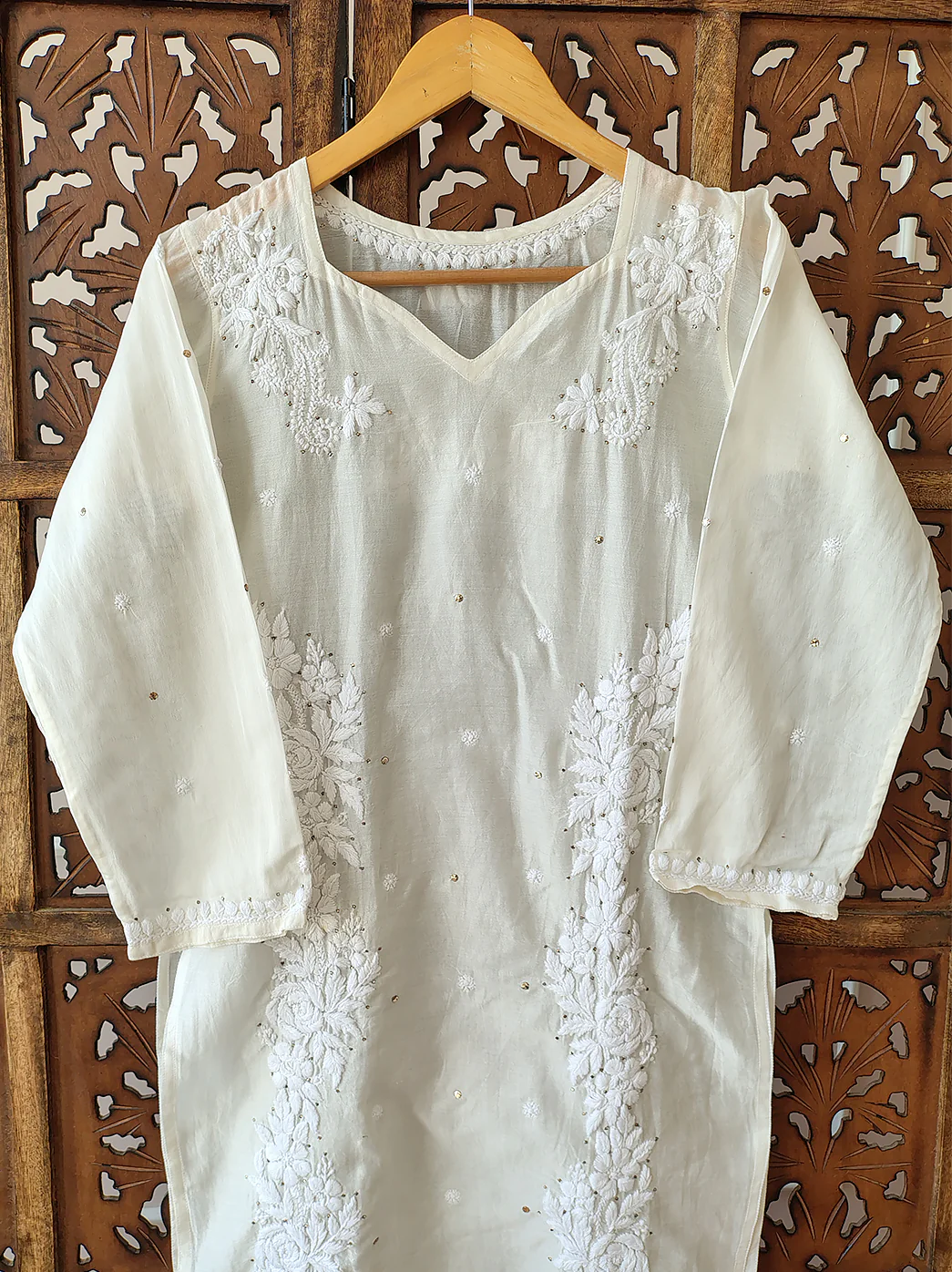 White Chanderi Chikankari Kurti - Image 3
