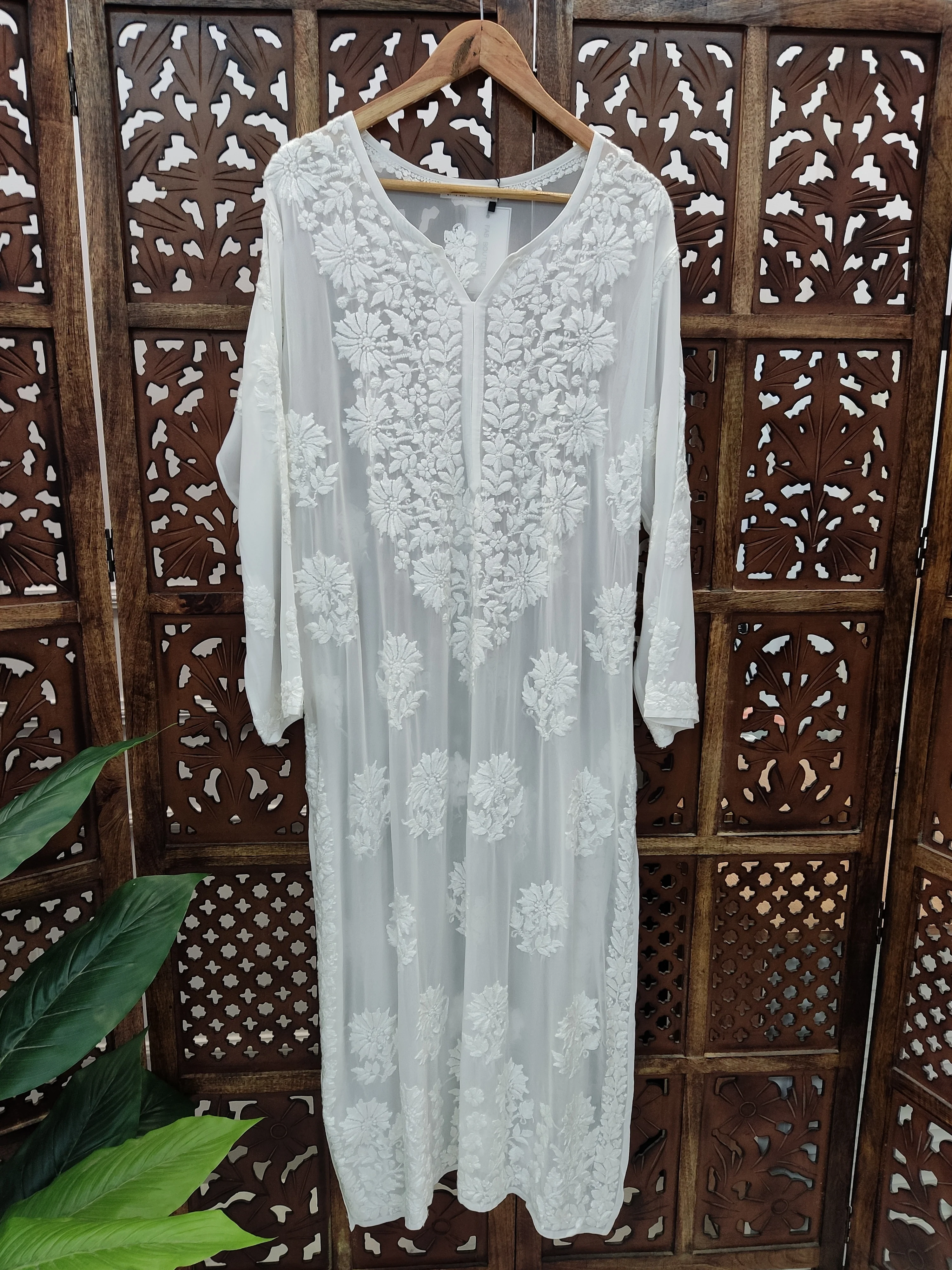 White Viscose Chikankari Straight Kurti - Image 5